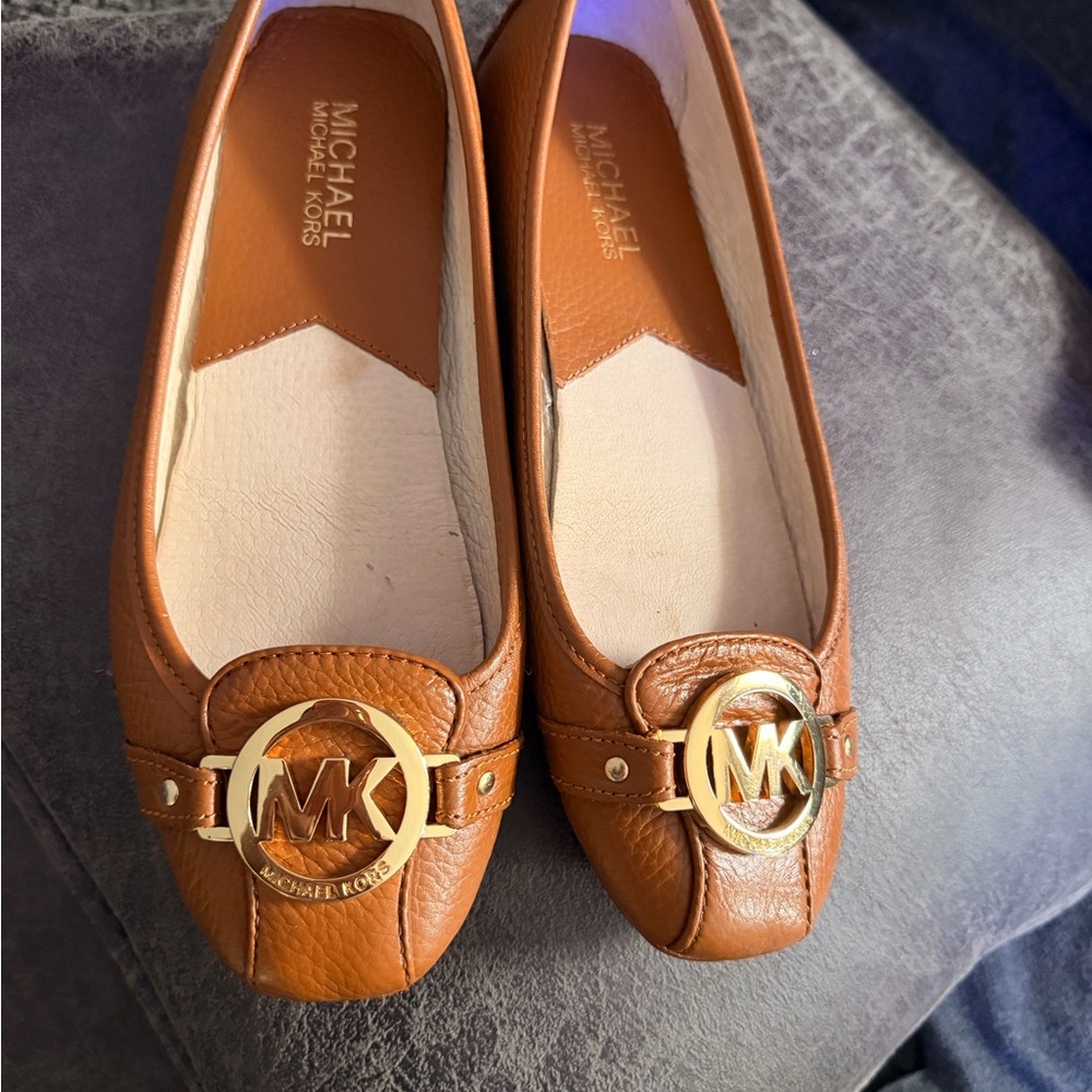 Michael Kors Caramel Brown Loafers with Gold Accents Fall Colors Ballet Flats